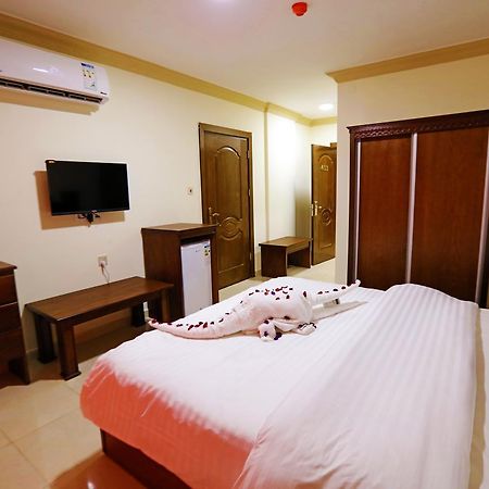 Jordan Flower Hotel Акаба Екстериор снимка