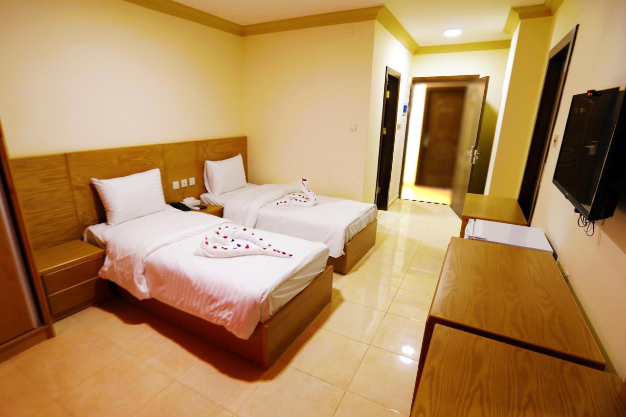 Jordan Flower Hotel Акаба Екстериор снимка